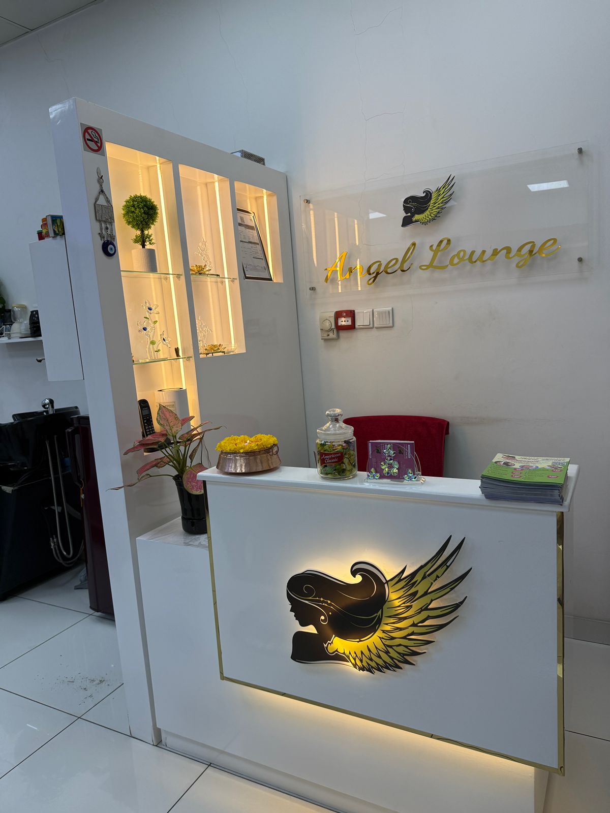 Angel Lounge 05